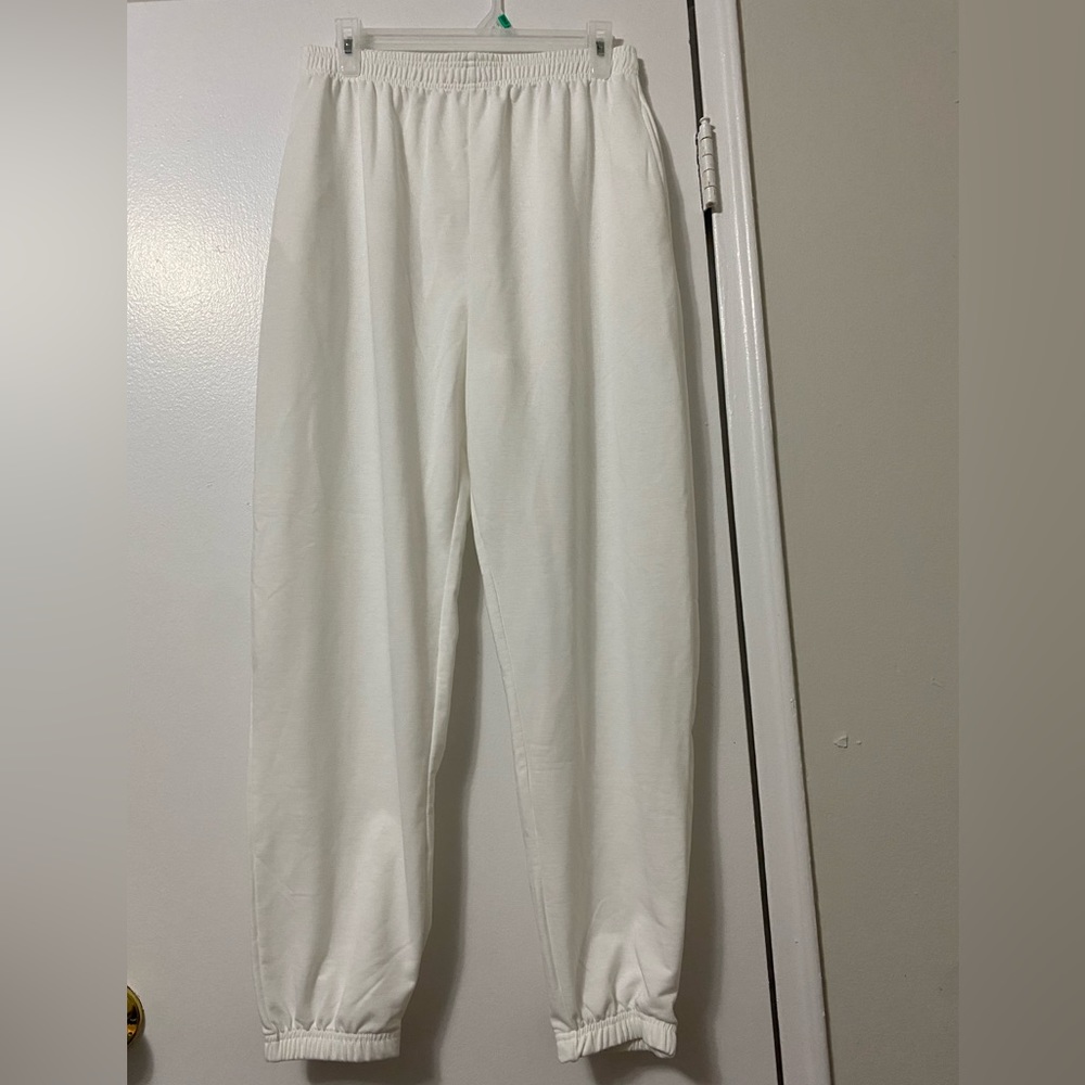 Missguided sweatpants!